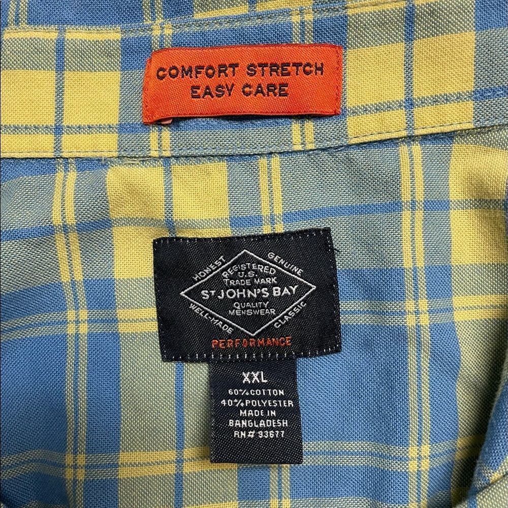 St. John’s Bay - Men’s performance button down shirt - Picture 5 of 5